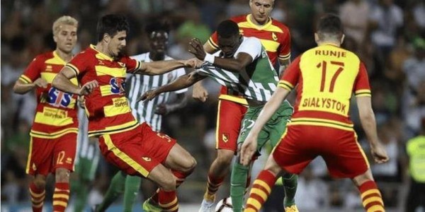 德甲保级生死战！门兴换帅后变阵自救，弗赖堡客场龙遇欧战体能危机