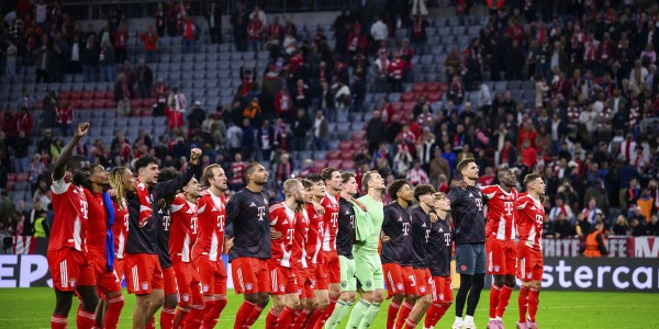 拜仁4-0大胜布鲁日：青春风暴席卷欧冠，莱默尔闪耀卡尔惊艳